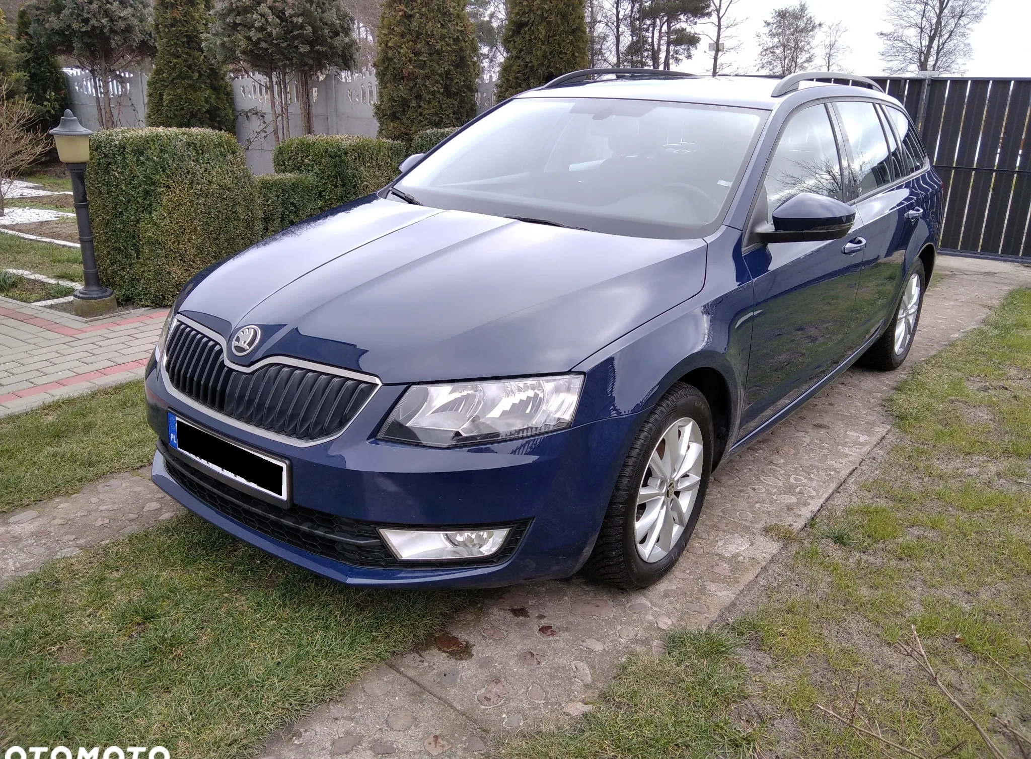 Skoda Octavia cena 36800 przebieg: 220600, rok produkcji 2015 z Stawiszyn małe 121